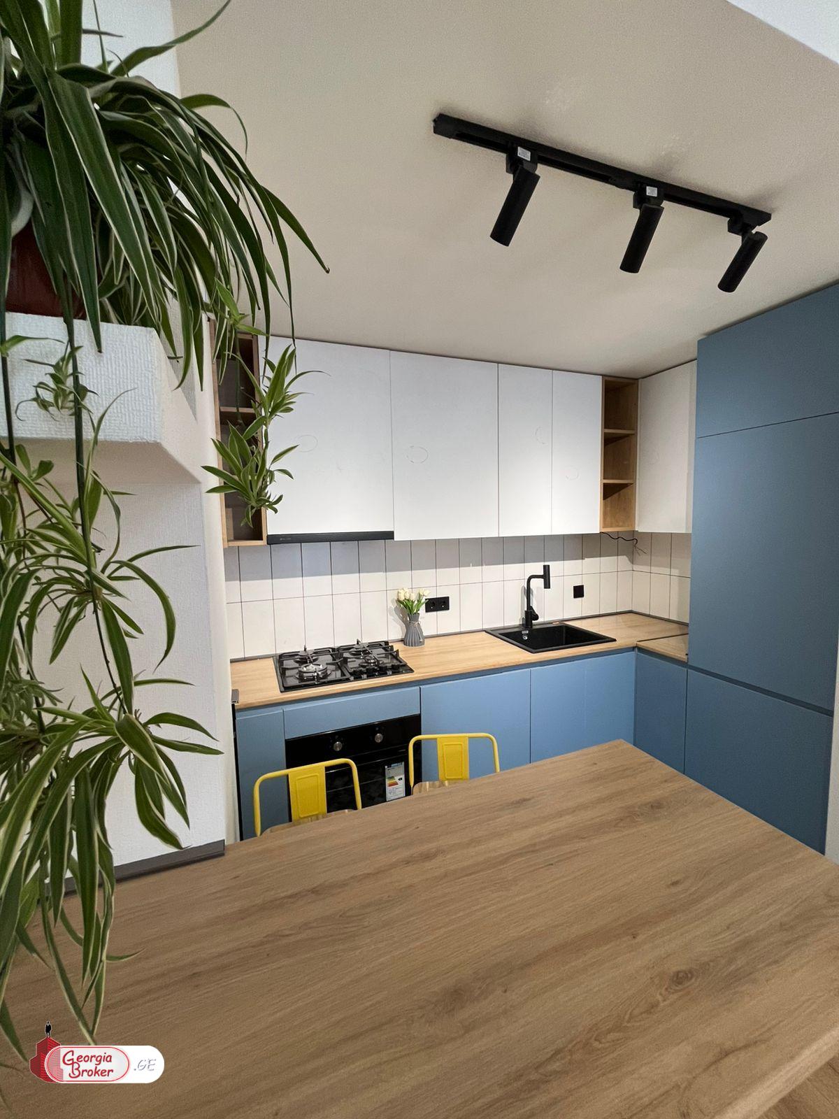 იყიდება ახალი გარემონტებული 2 ოთახიანი ბინა